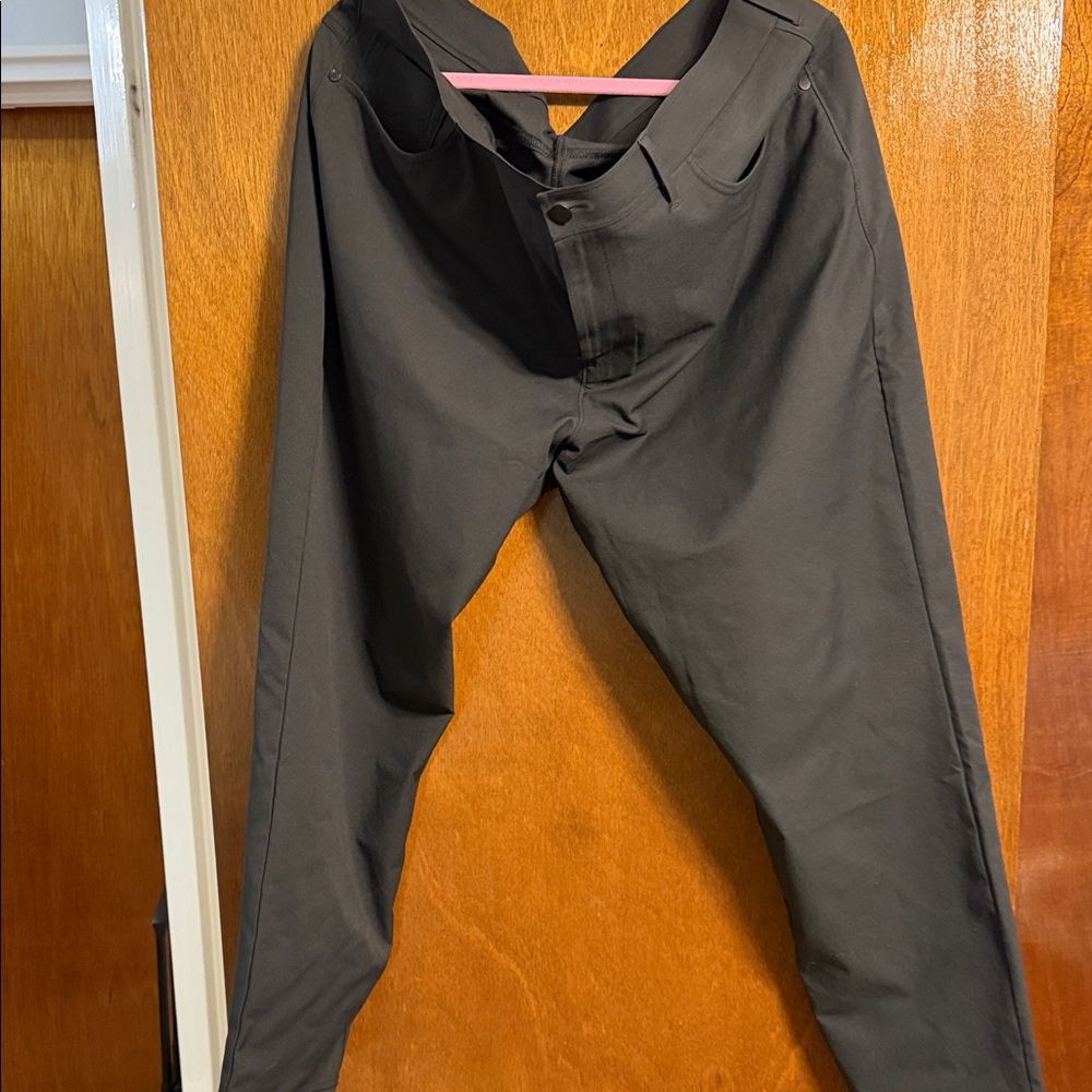 Men's Black Chinos - Classic Straight Fit